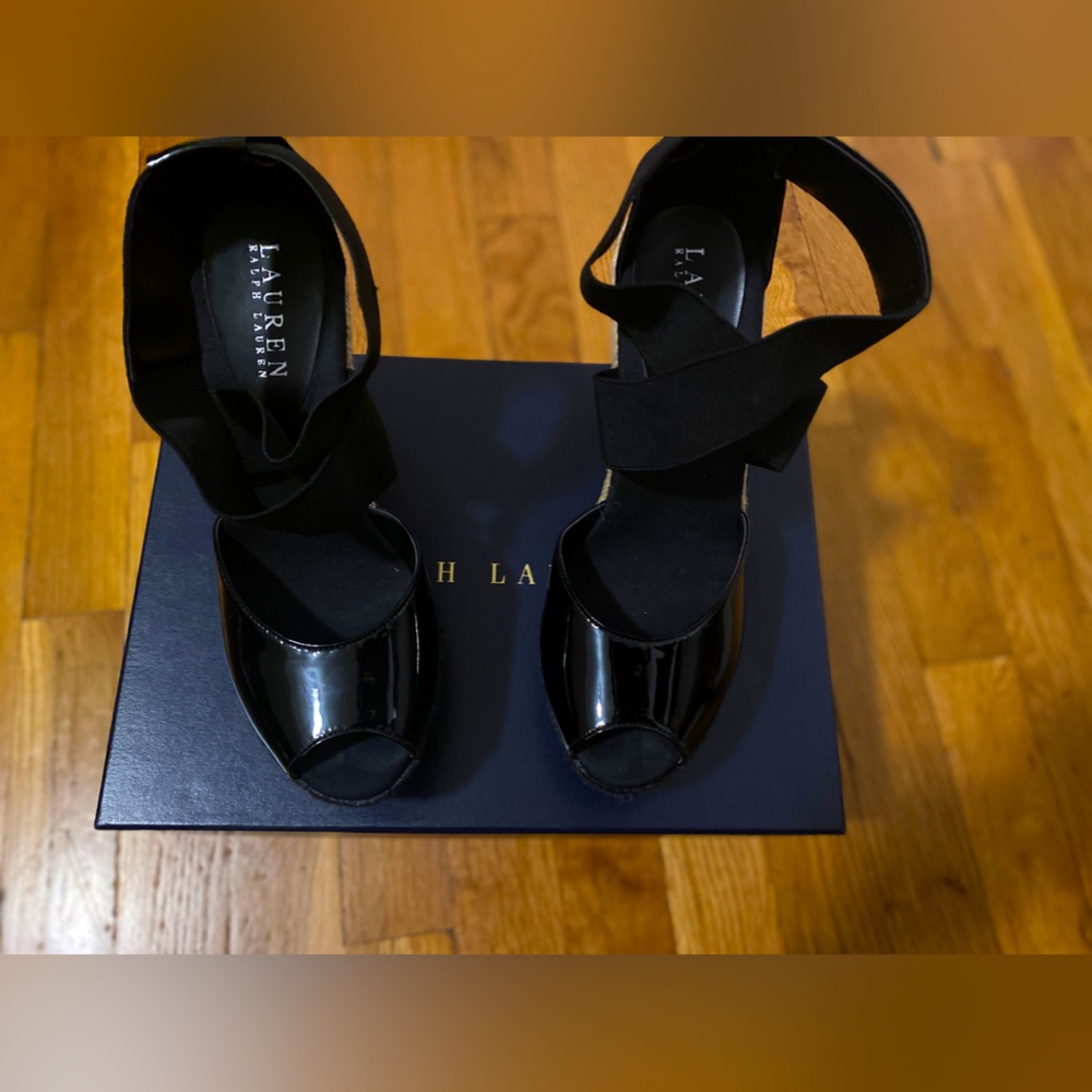 NWOT Women’s Ralph Lauren Wedge Sandals